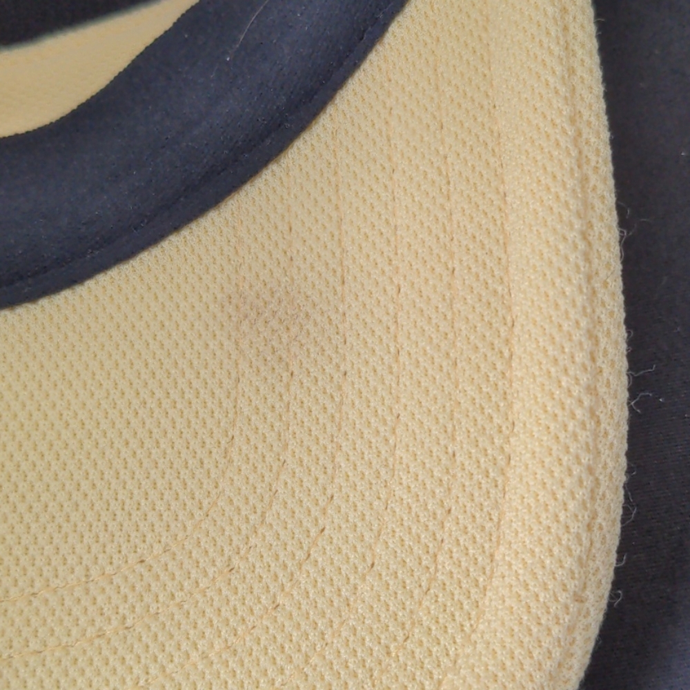 Under Armour Men's Yellow Adjuster Golf Visor Hat - Picture 5 of 8